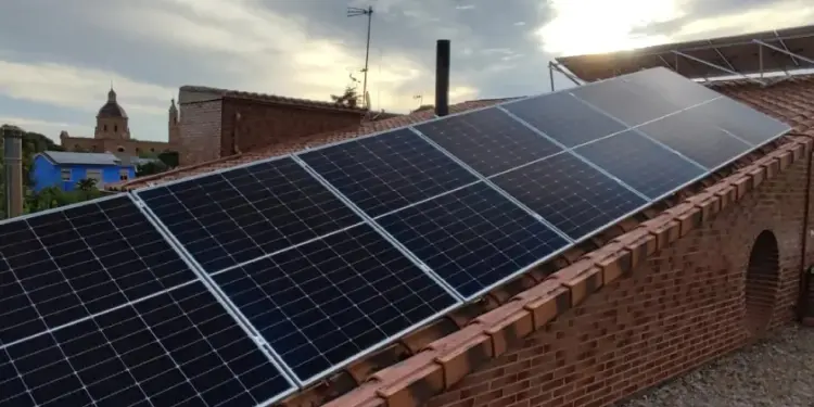 instalacion-santa-fe-cuarte-placas-solares