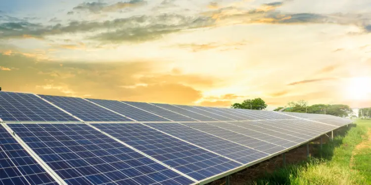 mejor mes instalar placas solares